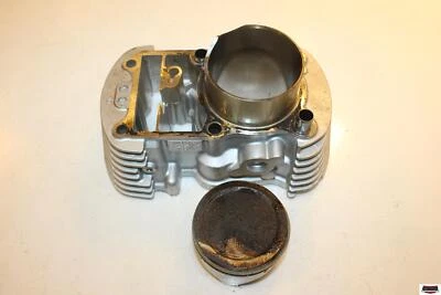 2008 Honda Shadow Spirit 750 Rear Engine Piston Cylinders Block 12120-MEG-000 Foto 1 de 4