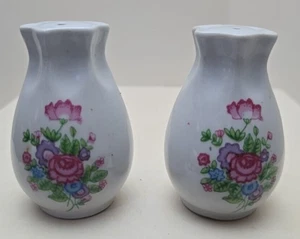 Small Vintage Floral Ceramic Salt & Pepper Shaker Set Bone China - Picture 1 of 8