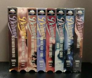 Loris-lots    Deanna Durbin: Lot of 8 Movies   (VHS)   LIKE NEW - Picture 1 of 9