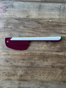 Pampered Chef #1703 Master Schaber Spatel Preiselbeere & Weiß Retired Piece - Bild 1 von 9