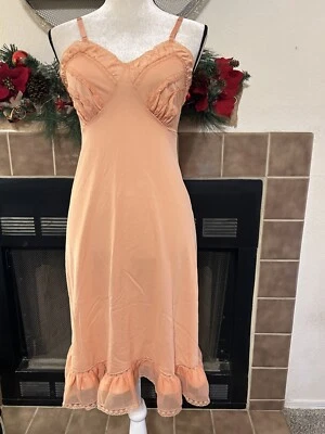 Camisón vintage años 50 Luxite by Holeproof talla 34 color melocotón Foto 1 de 4