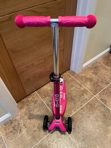 MAXI MICRO DELUXE LED SCOOTER PINK - HÖHENVERSTELLBAR FANTASTISCHER ZUSTAND - Bild 1 von 13
