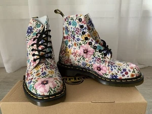 RARE NEW IN BOX Dr Marten Pascal Bone & Marrow Pink Wanderlust Floral Boots US 8 - Picture 1 of 10