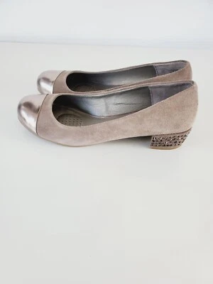 Kenneth Cole Reaction Mujeres Tachuelas lisas Beige Tacón Bloque Puntera Bombas Tacones 9M Foto 1 de 4