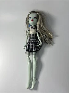 Monster High Power Ghouls Frankie Stein Doll Mattel Kids Toy Girls Play - Picture 1 of 7