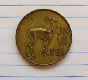 PERU 1967 UN SOL DE ORO BRASS COIN ," PRE-OWNED" SEE PICTURES !!! - Picture 1 of 2