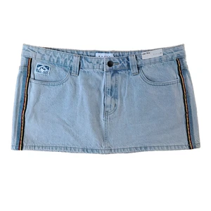 Rusty Mini Skirt Size 14 Blue Denim Low Rise Mico Mini Y2K Surfwear NWT - Bild 1 von 18