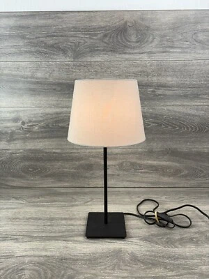 Настольная лампа Ikea Hemma черная с абажуром - Изображение 1 из 4