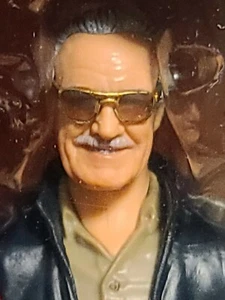 Marvel Legends STAN LEE -- MIP !!! EXCELSIOR  - Picture 1 of 10