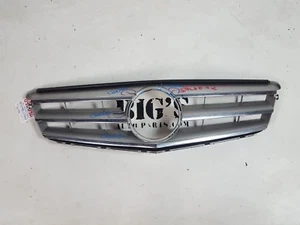 2008-2014 Mercedes Benz W204 SEDAN C230 C250 C300 C350 C63 Front Grille OEM USED - Picture 1 of 8