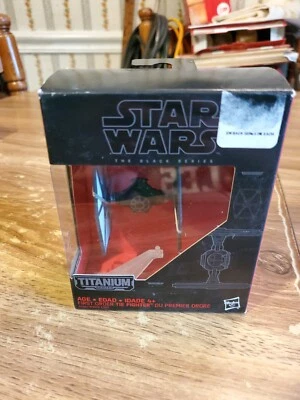 Nuevo juguete Hasbro Star Wars Black Series Titanio #13 First Order Tie Fighter Foto 1 de 4