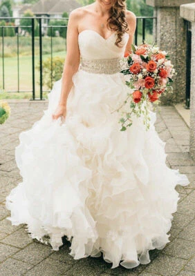 Vestido de baile Price babados organza vestido de noiva querida cristais vestidos de noiva - Imagem 1 de 4