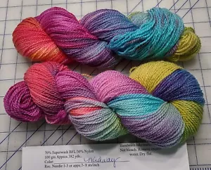 Hilo para dedos de calcetín pintado teñido a mano 100 gm superlavado BFL nailon a mitad de camino - Imagen 1 de 1