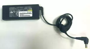 Genuine Fujitsu A13-090P1A 90W 19v 4.74A Power Supply Adapter Laptop Charger - Picture 1 of 6