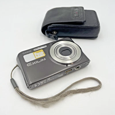 Exilim EX-S880 Casio Digital Camera - Untested                               K12 - Image 1 of 4