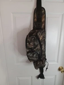 Fieldline Camo Fanny Pack Hunting Padded Waist Bag Bottle Holder - Picture 1 of 13