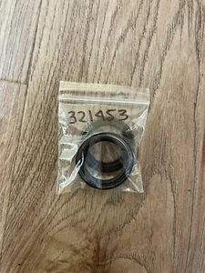 321453 **NUEVO** Sellos de eje de transmisión de unidad inferior EVINRUDE/JOHNSON - Imagen 1 de 5