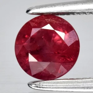 💎 0.85ct 5mm Round Red Ruby - Heated, Mozambique Gemstone - Picture 1 of 4
