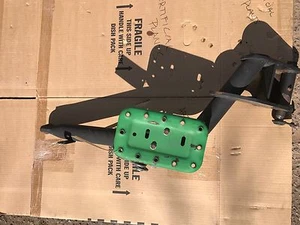 John Deere Front Left Lift Arm Part#AM120577 for John Deere 1600 - Picture 1 of 3