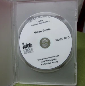 ELECTRONIC RESOURCE instructional WRITING REFLECTIVE ESSAY Loyola University DVD - Imagen 1 de 1