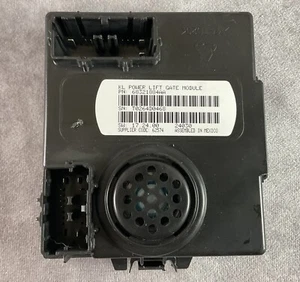 Módulo de puerta elevadora Mopar genuino OEM para Jeep Cherokee #68321884AA 2017 y 2018 - Imagen 1 de 5