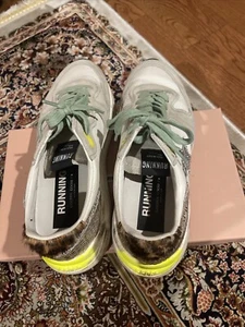 Golden Goose Women Sneakers - Picture 1 of 5
