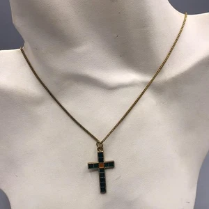 Crucifix Pendant Necklace - Picture 1 of 1