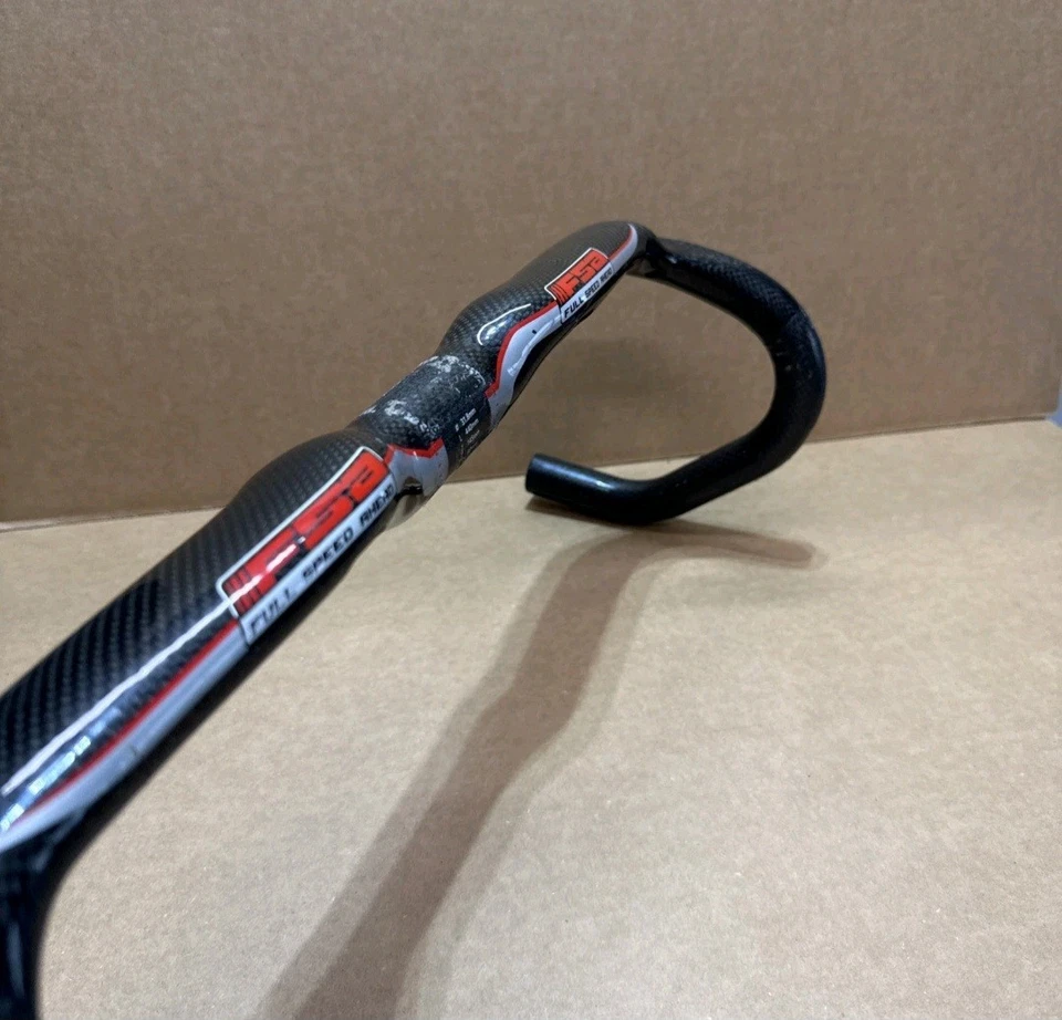 Manillar FSA K-Wing 31,8 mm 440 mm 125 mm barra de bicicleta de carretera de carbono caída Foto 1 de 4