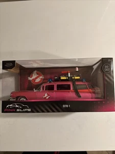 2025 Jada Pink Slips 1:24 Scale Ghostbusters Ecto-1 Pink Chase 1/24 New in Box - Picture 1 of 7