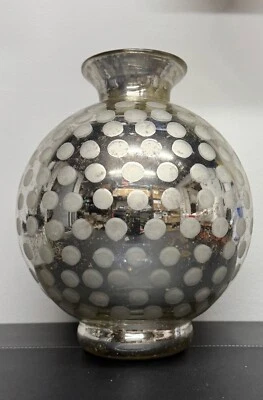 Jarrón de plata antiguo Anthropology Foto 1 de 4