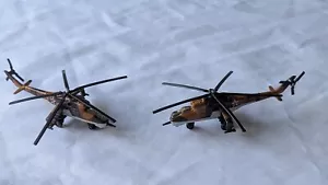 Matchbox Skybusters SB-35 Mil-Mi-24 elicotteri Hind-D x 2 senza scatola - Foto 1 di 11