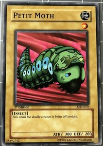 DE COLECCIÓN Yu-Gi-Oh! Petit Moth (MRD-023) 1ª Edición Común - LP COMO NUEVO - SIN JUGAR - Imagen 1 de 2