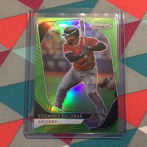 Eduardo Escobar #124 diamondbacks 063/125 made 2020 panini Prizm Lime Green - Picture 1 of 2