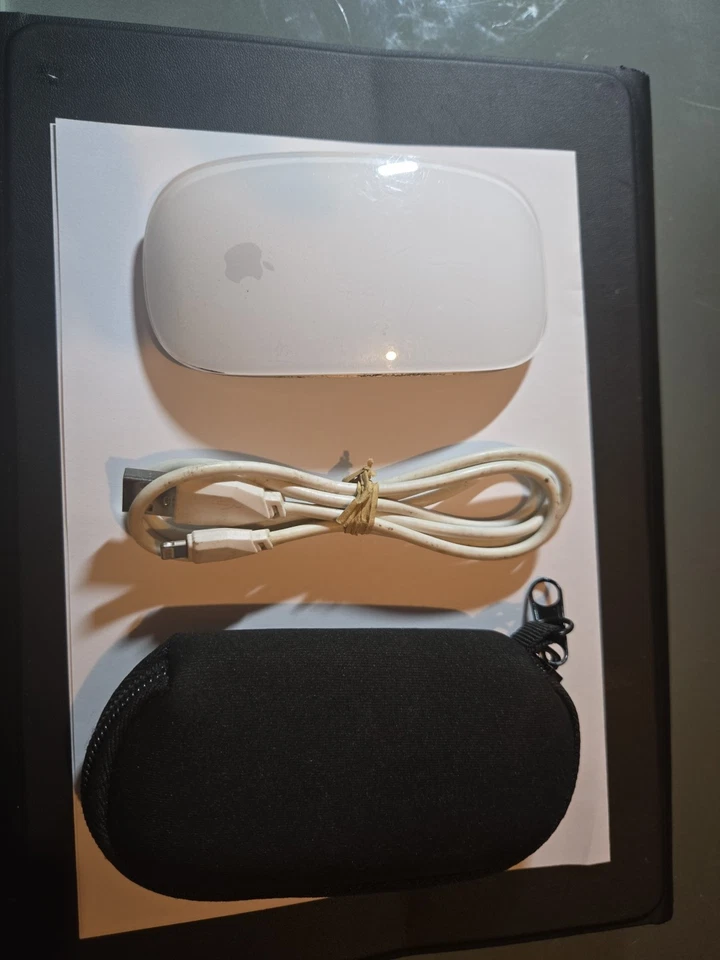 Apple Magic Mouse - Surface Multi‑Touch - Blanc - Photo 1/4