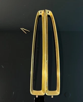 1994 - 1999 CADILLAC DEVILLE MOLDURAS DE LANTERNA TRASEIRA DOURADAS FABRICANTE DE EQUIPAMENTO ORIGINAL LEIA POR FAVOR - Imagem 1 de 4