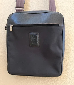 Bandolera Longchamp Boxford Mediana Lona Negra con Borde de Cuero 10" x 11" - Imagen 1 de 14