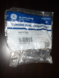 GENERAL ELECTRIC (GEH), ROLLER ASM WHEEL, PART# WE01X10384 - Picture 1 of 2