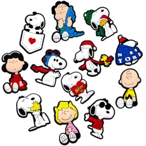 Juego de 12 piezas, dijes para zapatos de cocodrilo SNOOPY & PEANUTS GANG - Snoopy, Charlie Brown, Lucy + - Imagen 1 de 10