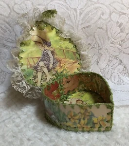 Vintage Hand Crafted Greeting Card Lidded Heart Box Holly Hobbie - Picture 1 of 7