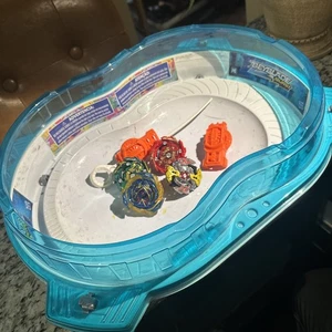 Beyblade Burst Rise Hyper Battle Stadium, Launchers, Beyblades - Picture 1 of 3