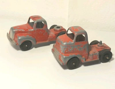 TOOTSIETOY Diecast MACK Rojo Camión Semi Tractor Bobtail Chicago 24 EE. UU. Lote de 2 Foto 1 de 4