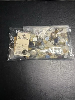 Huge BUTTON grab bag lot! Bag Full of Misc. BUTTONS all colors, all sizes Sewing - Image 1 of 2