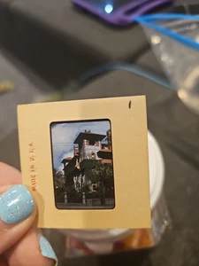 #DT diapositiva 35 mm - vintage - da collezione - foto - edificio dall'aspetto ordinato  - Foto 1 di 1