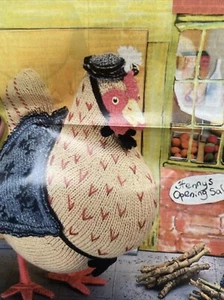 Vintage ALAN DART’S ‘Henny Penny’ TOY KNITTING PATTERN Magazine Pullout - Picture 1 of 5