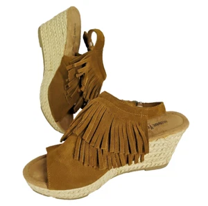 Minnetonka Womens Ashley Wedge Tassel Leather Sandals Sz 7 - Picture 1 of 12