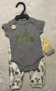 Monica+Andy Organic First Moves 2pc Bodysuit & Pants CACTUS Print NEWBORN NWT - Picture 1 of 2