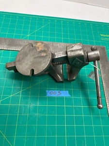 Vintage 7" Bench Mounted Vise No.20 Heavy Duty Cast Iron Tool, Made In America - Picture 1 of 6