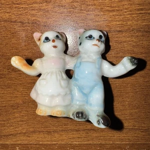 Estatuilla de porcelana miniatura vintage de "gatos bailarines" de Japón de alto estilo - Casa de muñecas - Imagen 1 de 3