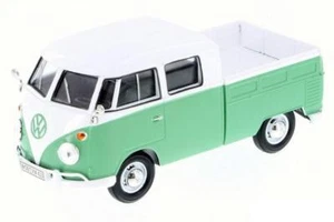1/24 MotorMax Volkswagen Type 2 (T1) Double Cab Pickup White Green 79343 WHTUR - Picture 1 of 2
