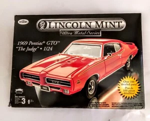 LINCOLN MINT 1969 PONTIAC GTO "THE JUDGE" 1:24 - Picture 1 of 3